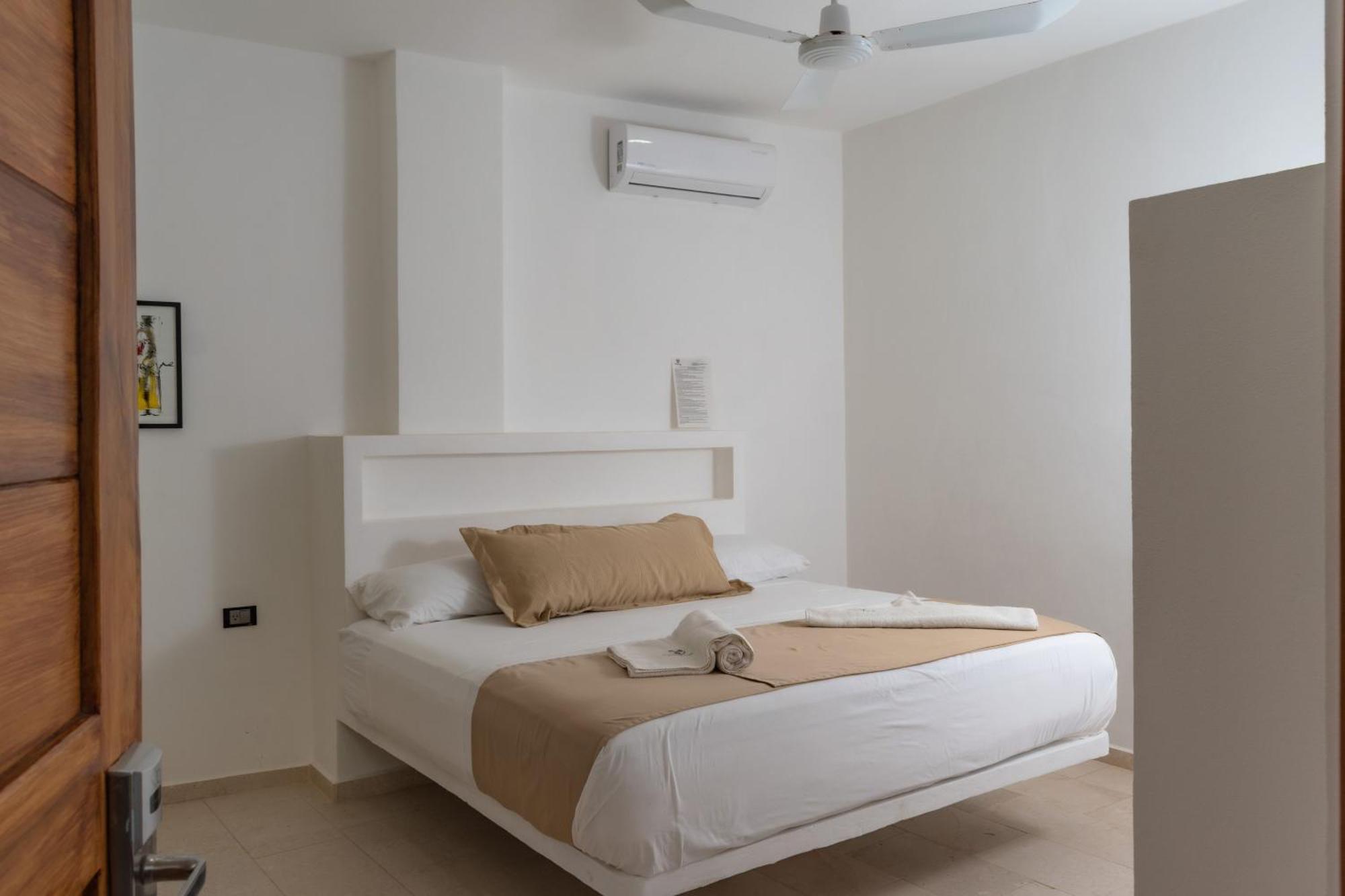 Hubun Hotel Boutique Los Ayala Room photo
